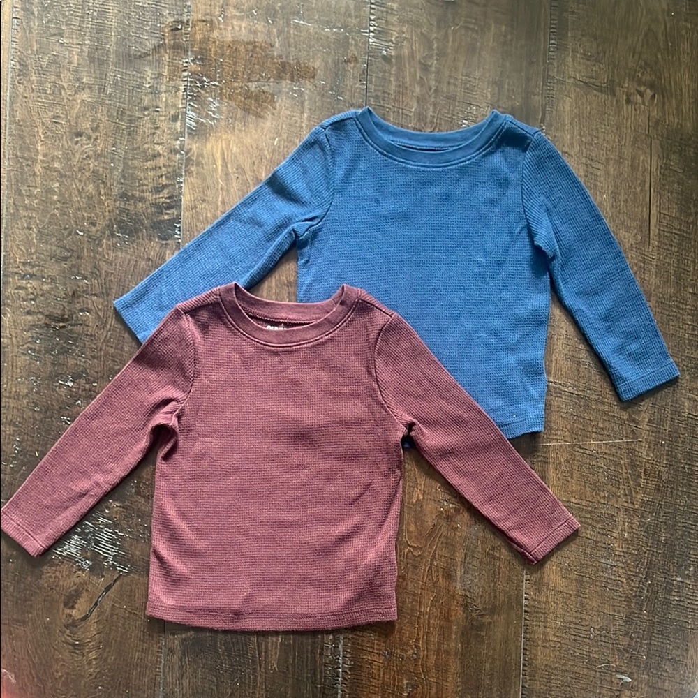 Old Navy thermalKids Long Sleeve Shirts - Blue and Maroon